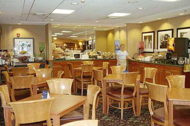 Hampton Inn Portage Restaurant photo